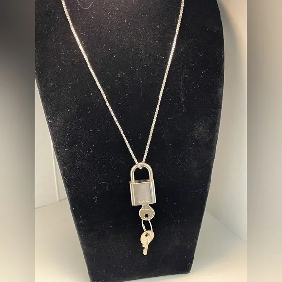 AUTHENTIC Prada padlock/Sterling silver chain - Picture 2 of 3